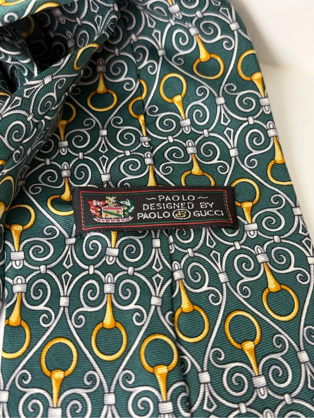 Paolo Gucci 100% silk tie